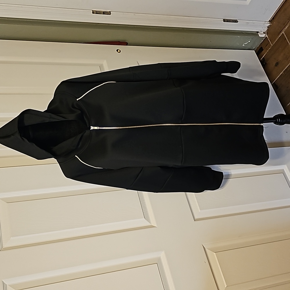 NWOT Fabletics Tunic Length Jacket